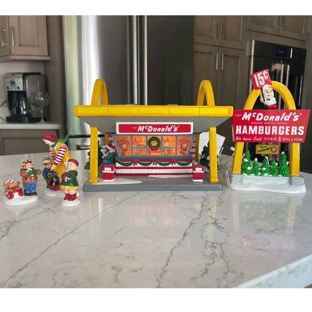 Department 56 McDONALD'S Restaurant Bundle Sign Ronald Light up the Night